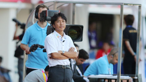 HLV Toshiya Miura đang mang nhiều tâm tư khó thổ lộ
