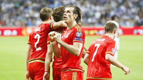 Bale vừa tỏa sáng ở ĐT Xứ Wales trong khi Ronaldo vẫn gây thất vọng