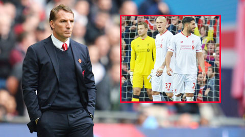 Liverpool tầm thường như hiện nay là do những sai lầm chiến lược của HLV Rodger