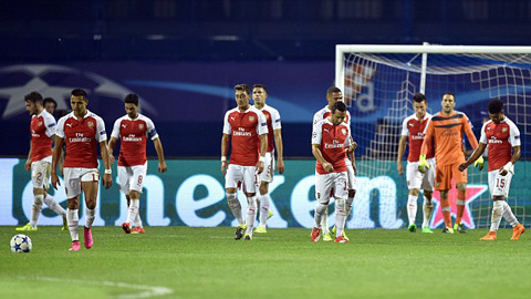 Arsenal gây thất vọng ở màn ra quân Champions League