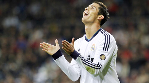 Chỉ cần lập thêm 1 hattrick nữa là Ronaldo sẽ vượt mặt huyền thoại Raul