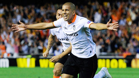 Valencia sẽ không bỏ qua cơ hội hạ gục đối thủ ưa thích Betis