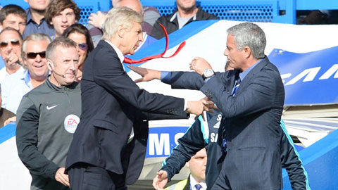 Để trút bỏ bực tức vì án phạt của học trò, Mourinho gửi những lời cay nghiệt đến Wenger