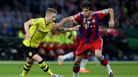 Javi Martinez (phải) sẽ giúp tuyến giữa Bayern thêm chắc chắn