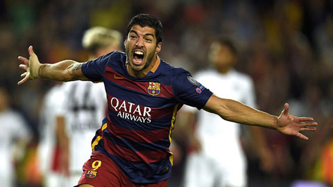 Suarez để lại dấu giày trong cả 2 bàn thắng của Barca