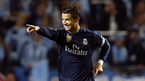 Ronaldo ăn mừng cú đúp vào lưới Malmo