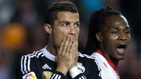 Ronaldo rất ngạc nhiên khi trọng tài cho rằng anh đã ăn vạ